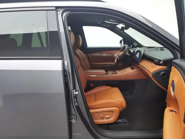 GAC Trumpchi Xiangwang S7 — Фото автомобиля 23
