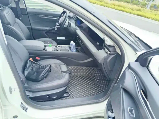 Ford Mondeo — Фото автомобиля 13