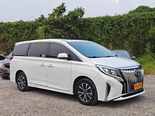 GAC Trumpchi M8 — Фото автомобиля 3