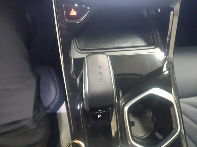 Geely Boyue L — Фото автомобиля 13