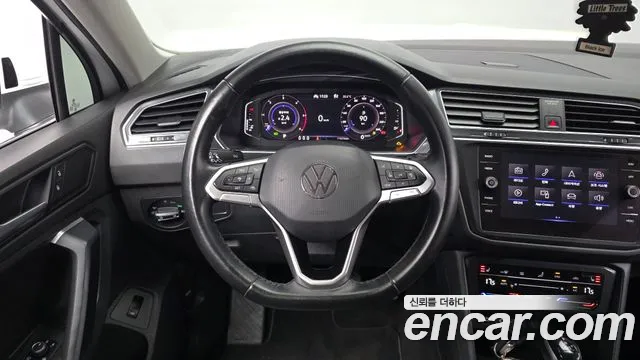 Volkswagen Tiguan — Фото автомобиля 19