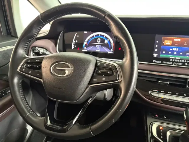 GAC Trumpchi M6 — Фото автомобиля 14