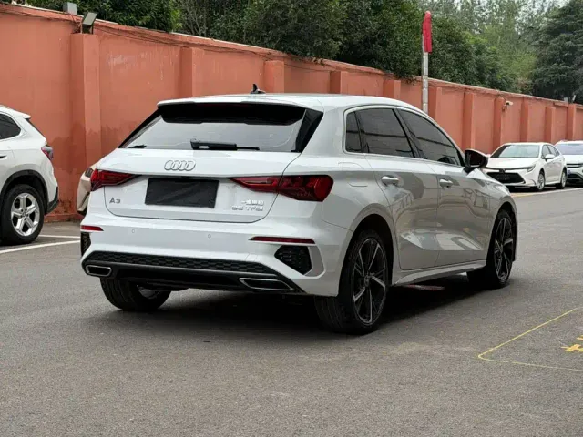 Audi A3 — Фото автомобиля 5