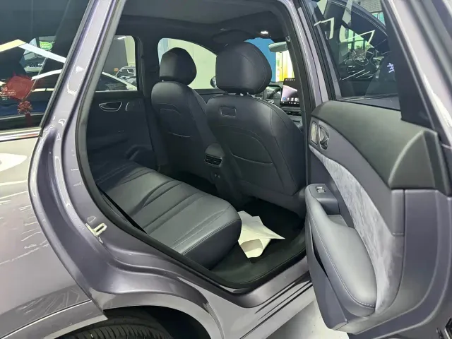 Shangjie SUV — Фото автомобиля 9