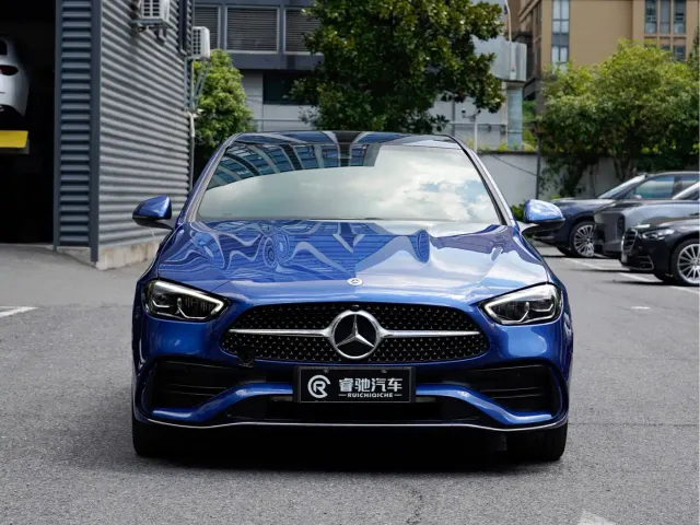 Mercedes-Benz C-Class — Фото автомобиля 2