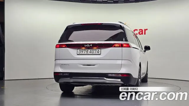 Kia Carnival 4th Gen — Фото автомобиля 4