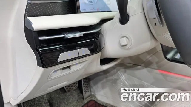 Genesis G80 Бензин 2.5 турбо AWD — Фото автомобиля 17