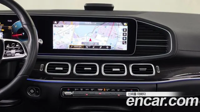 Mercedes-Benz GLE-Class — Фото автомобиля 20