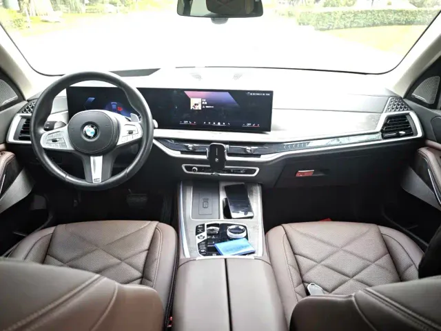 BMW X5 — Фото автомобиля 6