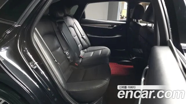 Hyundai Grandeur New — Фото автомобиля 18