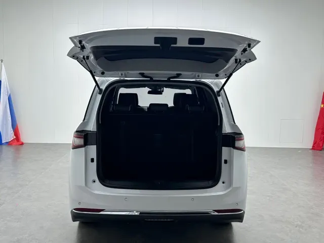 Wuling Jiachen — Фото автомобиля 20