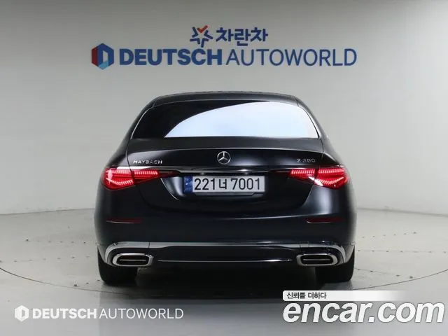Mercedes-Benz S-Class — Фото автомобиля 4