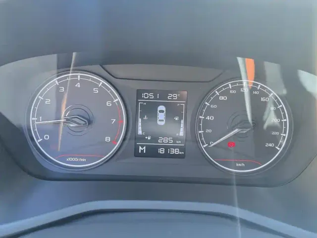 Geely Emgrand — Фото автомобиля 14
