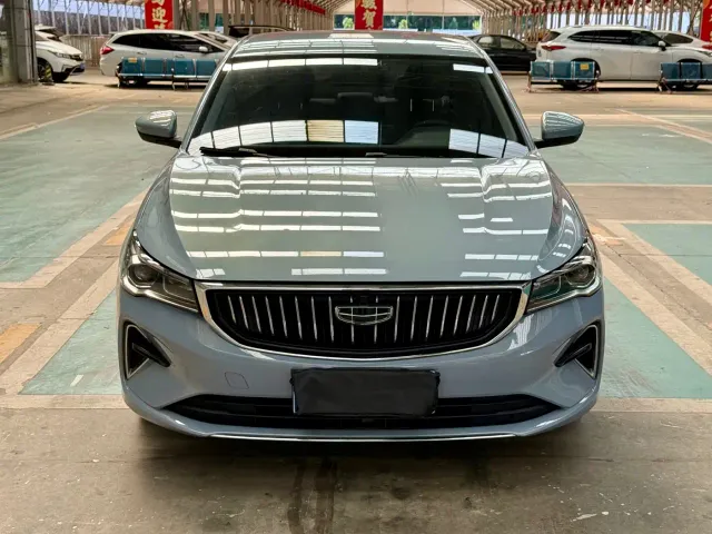 Фотография автомобиля — Geely Emgrand