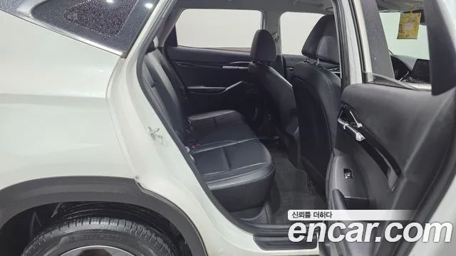 Kia Seltos Seltos Бензин 1.6 турбо 2WD — Фото автомобиля 12