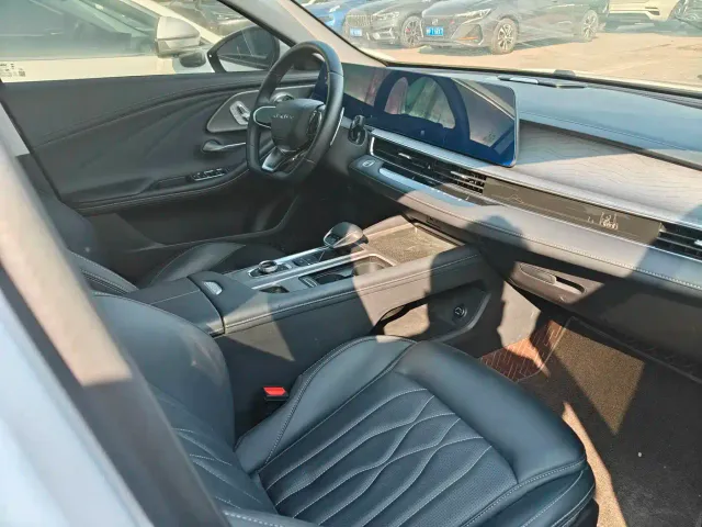 Chery Arrizo 8 — Фото автомобиля 6