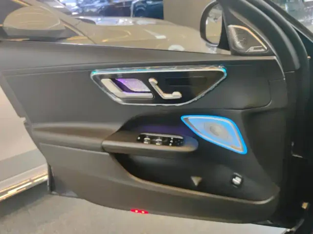 Mercedes-Benz C-Class — Фото автомобиля 7
