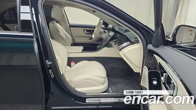 Mercedes-Benz S-Class — Фото автомобиля 11