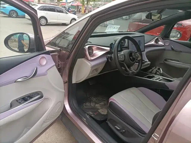 BYD Dolphin — Фото автомобиля 15