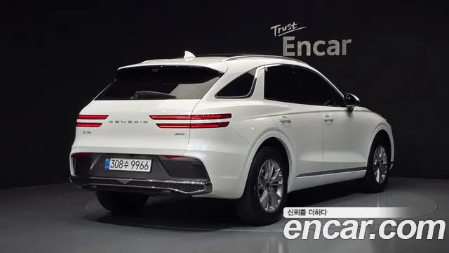 Genesis GV70 — Фото автомобиля 2