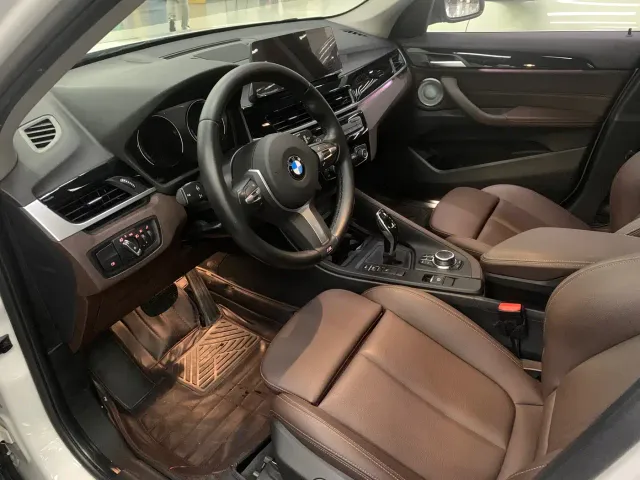 BMW X1 — Фото автомобиля 14