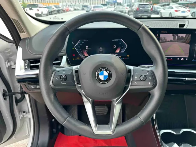 BMW X1 — Фото автомобиля 14