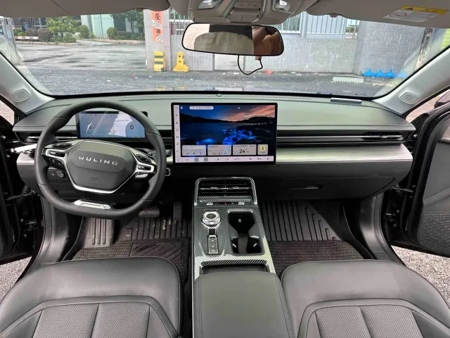 Wuling Starlight — Фото автомобиля 9