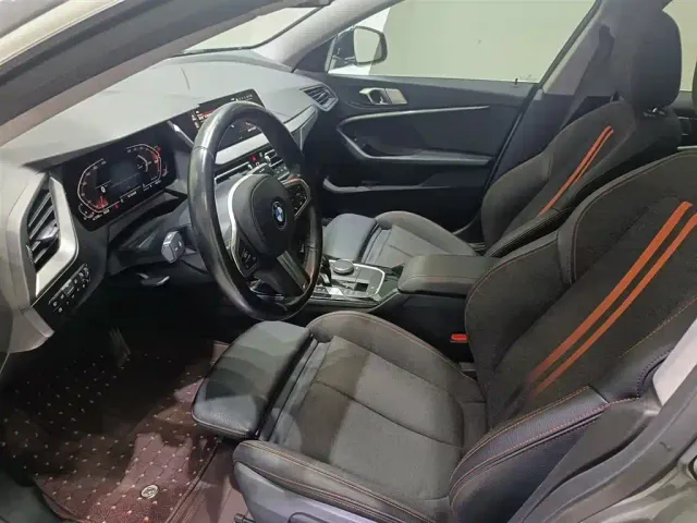 BMW 2 Series — Фото автомобиля 10