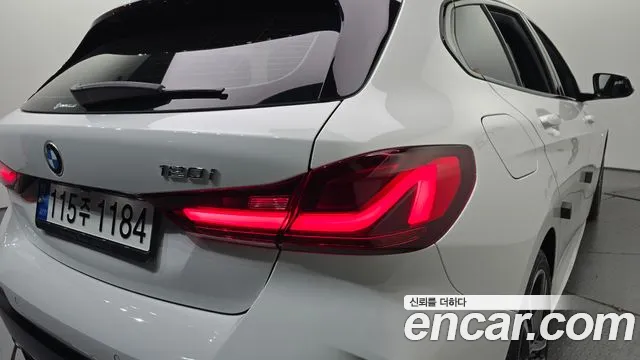 BMW 1 Series F40 — Фото автомобиля 8