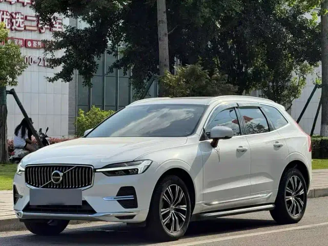 Фотография автомобиля — Volvo XC60