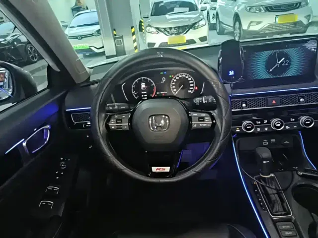 Honda Civic — Фото автомобиля 10