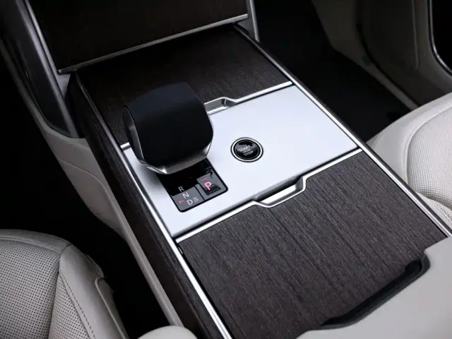 Land Rover Range Rover — Фото автомобиля 10
