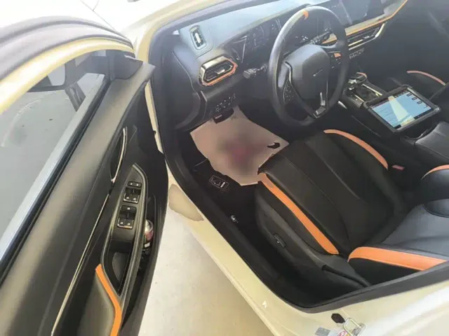 Changan Oushang X5 — Фото автомобиля 15
