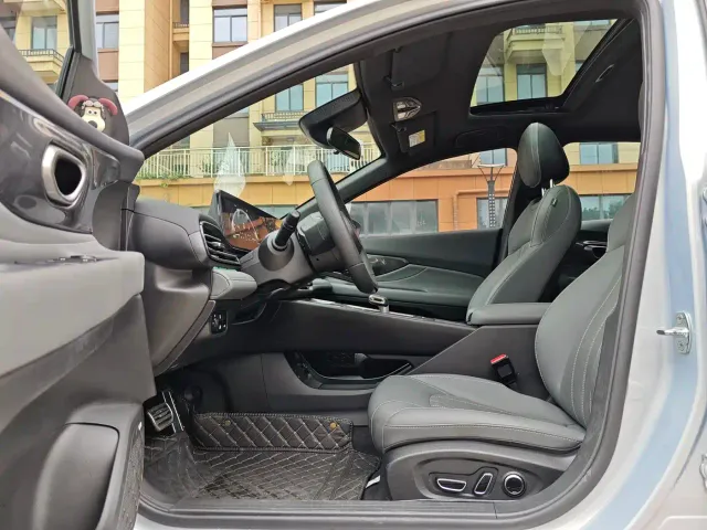 GAC Trumpchi Emkoo — Фото автомобиля 9