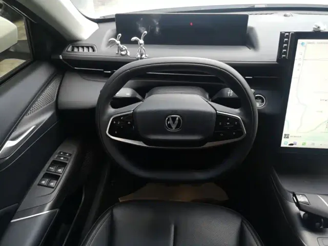 Changan Lamore — Фото автомобиля 10