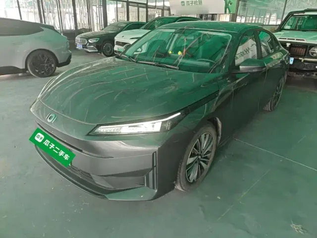Фотография автомобиля — Changan Qiyuan A05