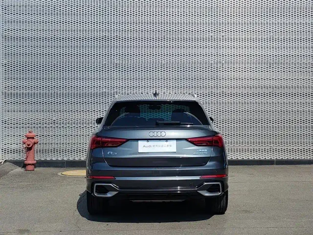 Audi Q3 — Фото автомобиля 5