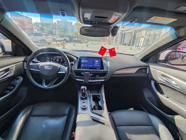 Cadillac CT5 — Фото автомобиля 6