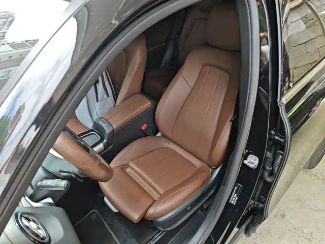 Mercedes-Benz GLB-Class — Фото автомобиля 10