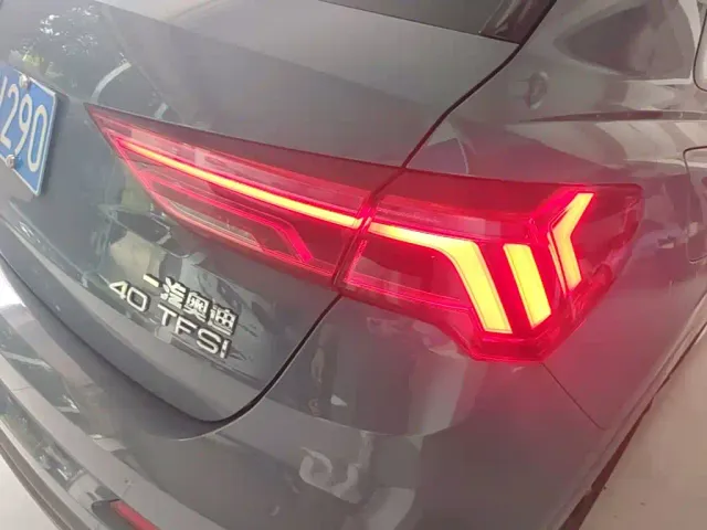 Audi Q3 — Фото автомобиля 7