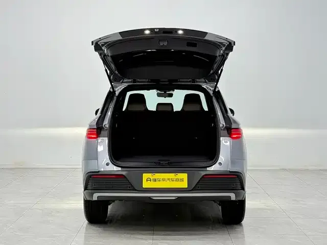 BYD Song Pro — Фото автомобиля 11
