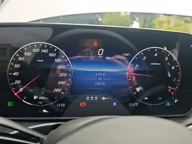 Mercedes-Benz C-Class — Фото автомобиля 11