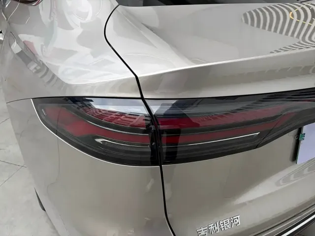 Geely Galaxy Stellar 6 — Фото автомобиля 11