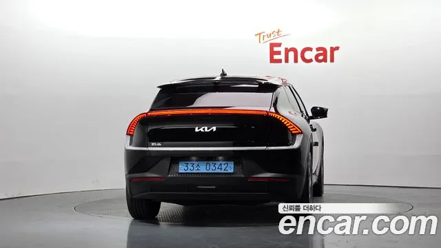 Kia EV6 — Фото автомобиля 4