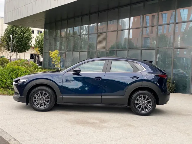 Mazda CX-30 — Фото автомобиля 10