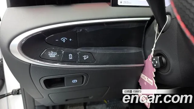 Genesis GV70 — Фото автомобиля 22