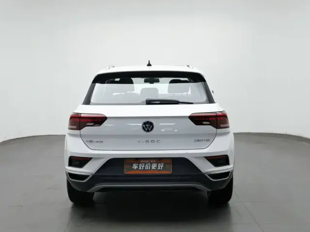 Volkswagen T-Roc — Фото автомобиля 4