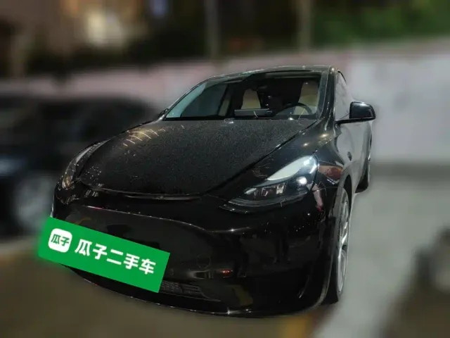 Фотография автомобиля — Tesla Model Y
