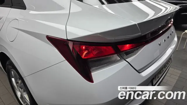 Hyundai AVANTE Avante (CN7) — Фото автомобиля 23