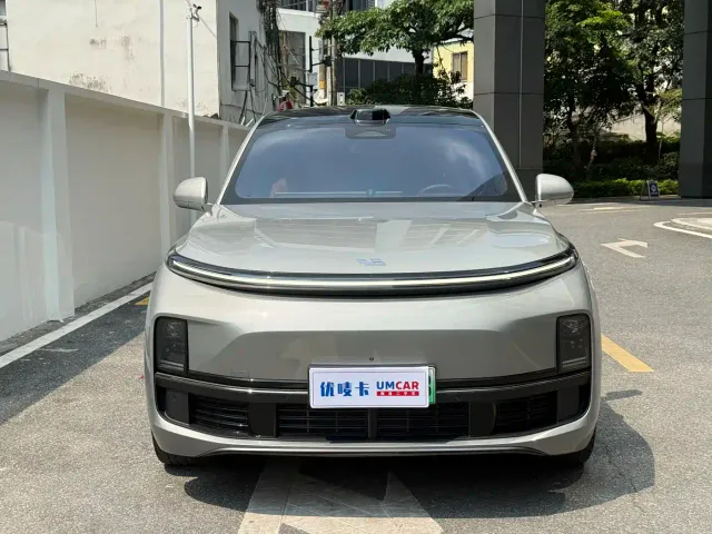 Li Auto L9 — Фото автомобиля 2